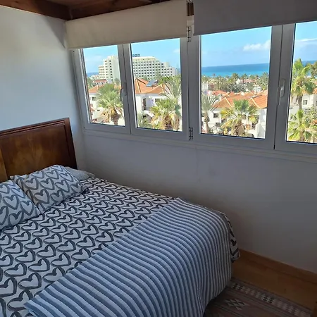 Chill Out Tenerife Apartment *